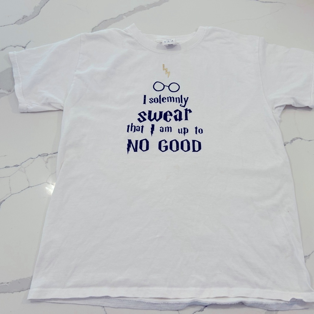 Kids medium Harry Potter graphic tee